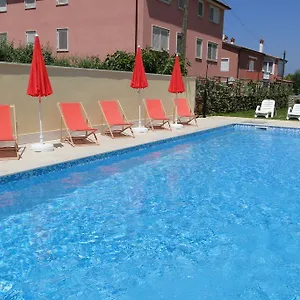 Ester Apartmán Umag