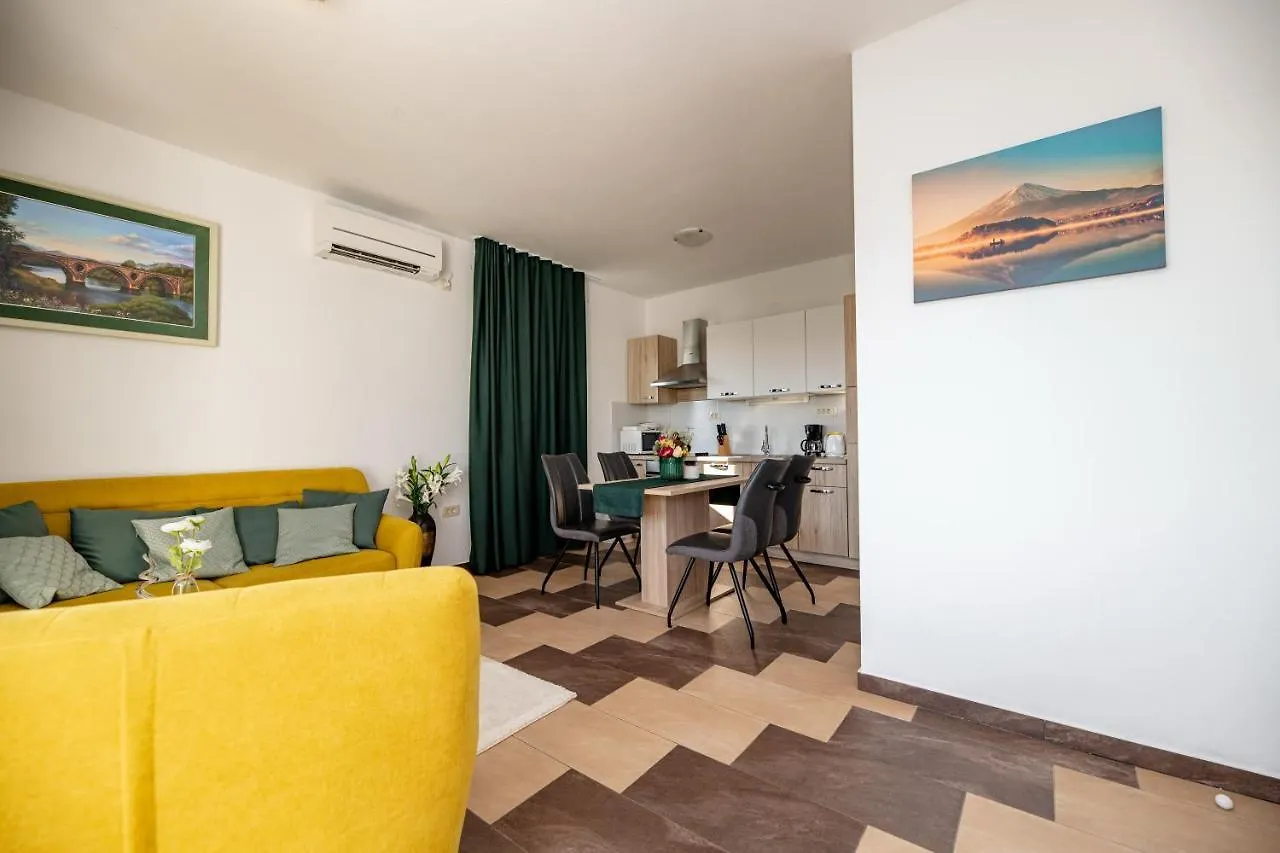 Apartmán Lucija Starigrad Paklenica 0*,
