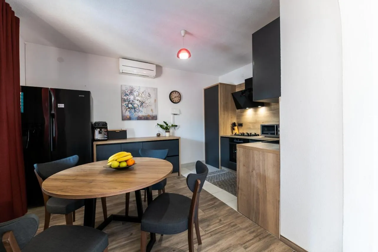 Apartmán Lucija Starigrad Paklenica
