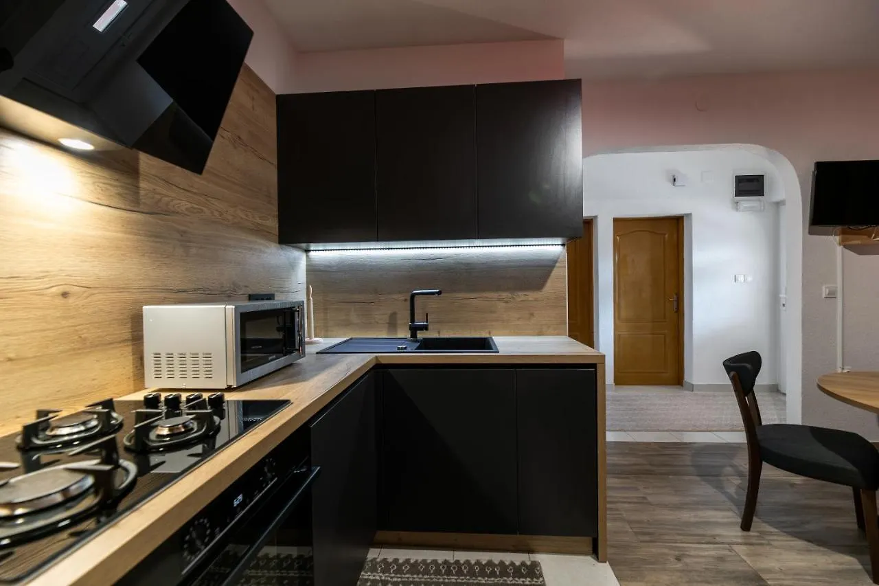 Apartmán Lucija Starigrad Paklenica 0*,  Chorvatsko